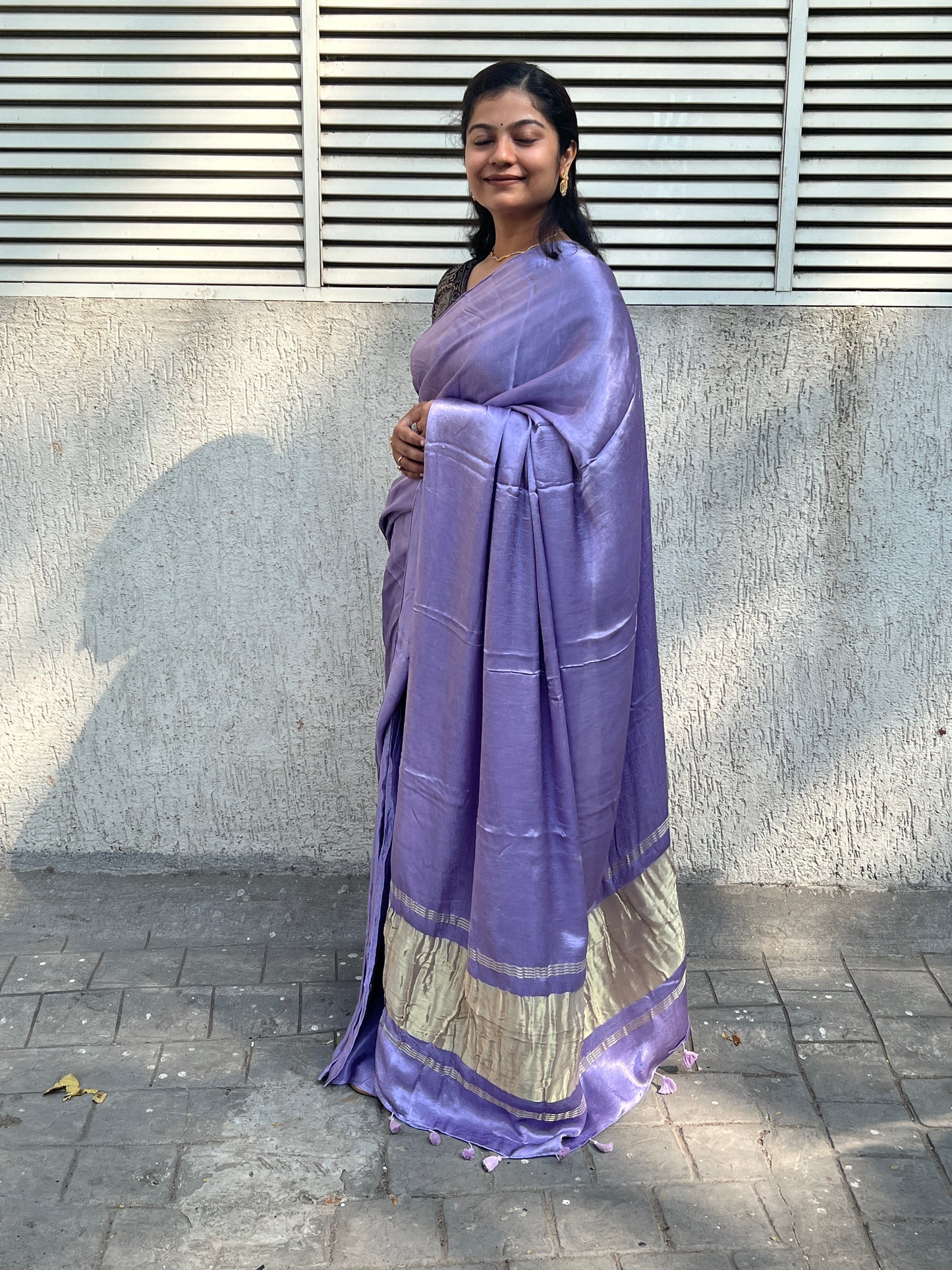 Lavender plain modal silk saree with tissue border