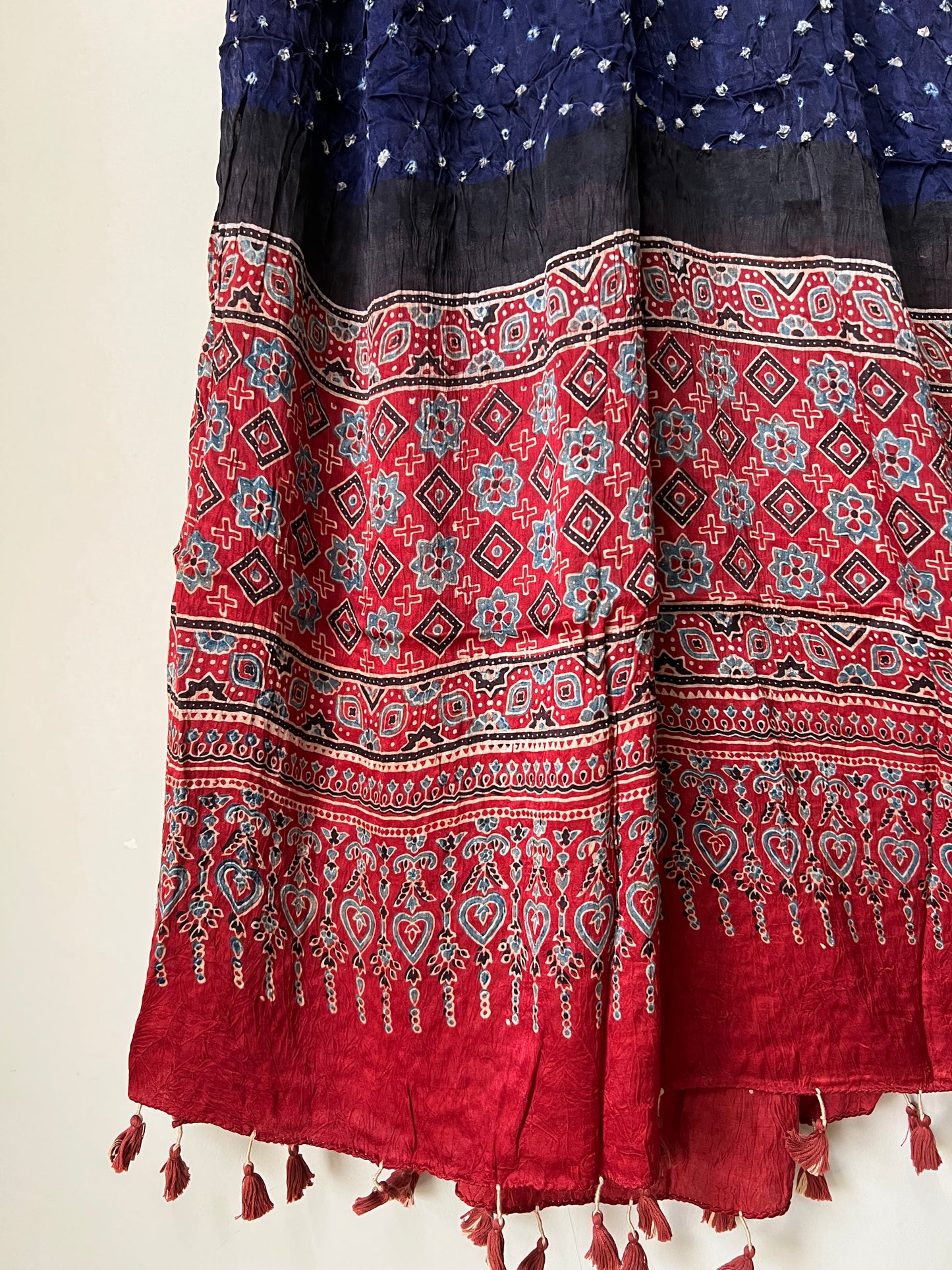 Blue bandhani with red ajrakh silk dupatta