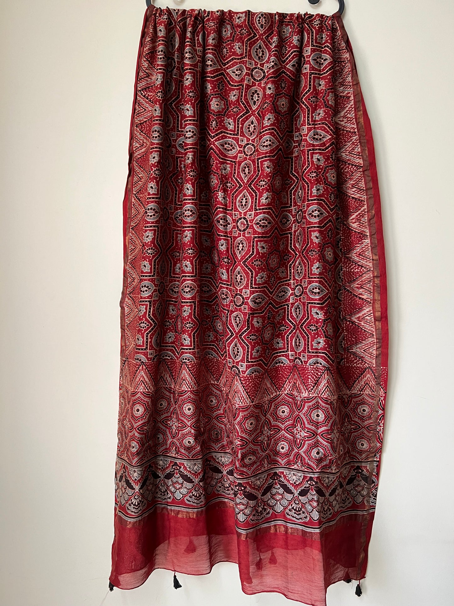 Maroon red ajrakh chanderi dupatta