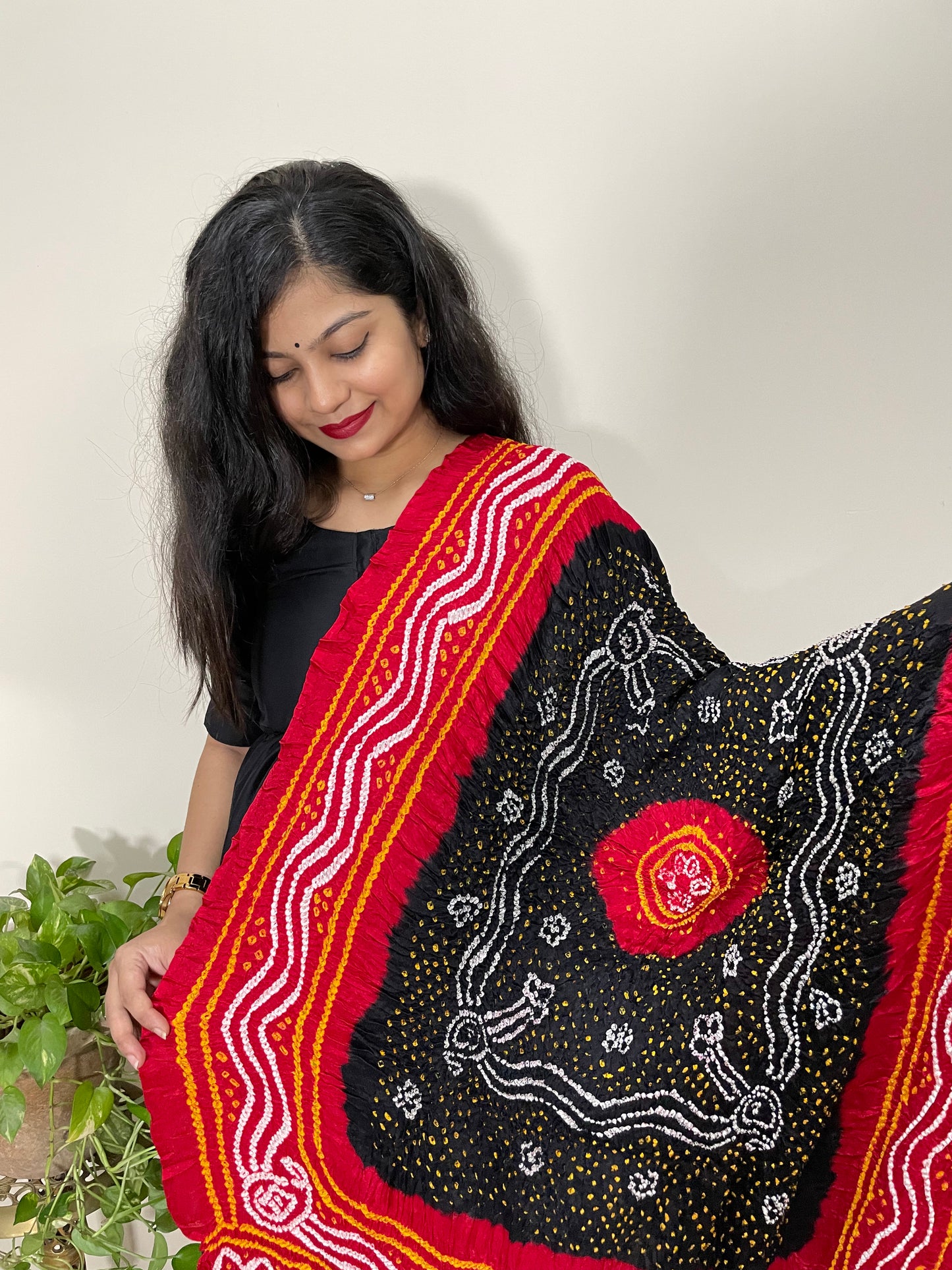 Gajji Silk Bandhej Dupatta