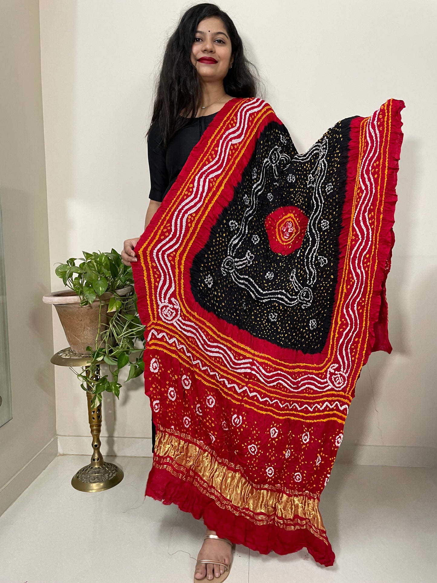 Gajji Silk Bandhej Dupatta